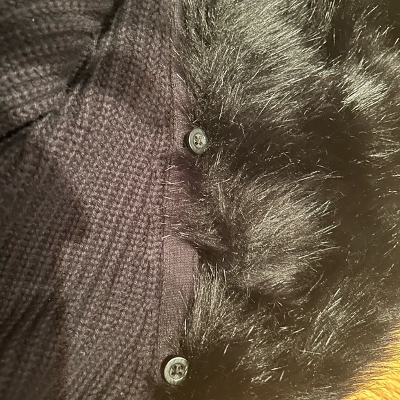 Talbot Faux Fur Trimmed Sweater Vest (removable fur) - Picture 4 of 4